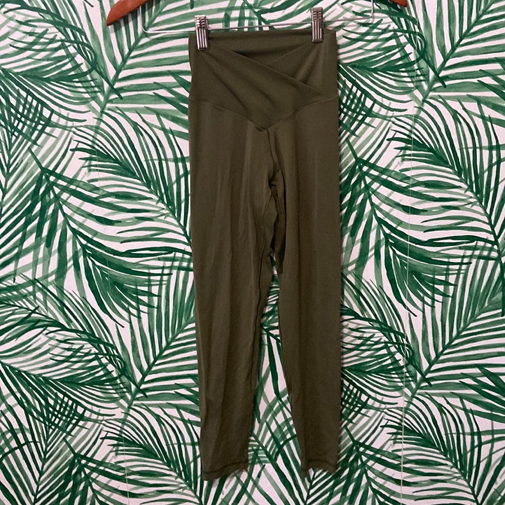 OFFLINE By Aerie Real Me High Waisted Crossover Legging